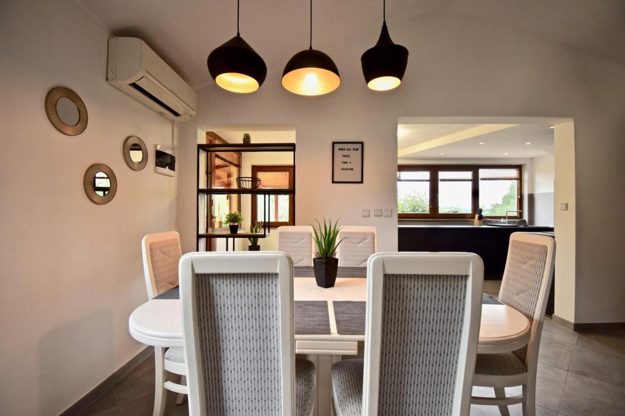 Relaxing Holiday House With Terrace Sea View ميدولين المظهر الخارجي الصورة
