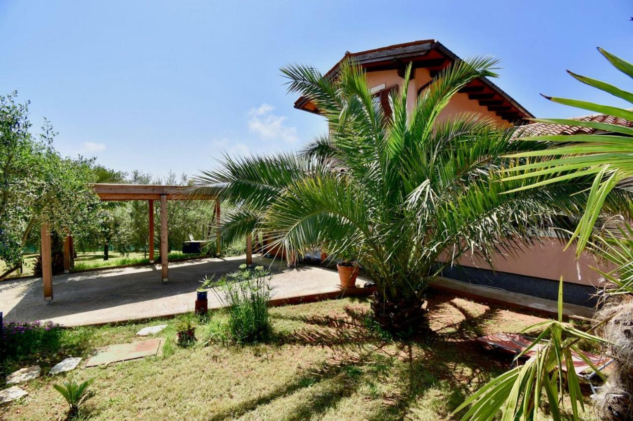 Relaxing Holiday House With Terrace Sea View ميدولين المظهر الخارجي الصورة