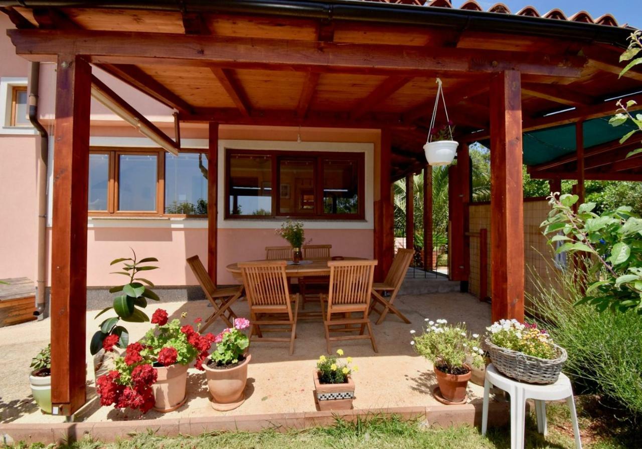 Relaxing Holiday House With Terrace Sea View ميدولين المظهر الخارجي الصورة