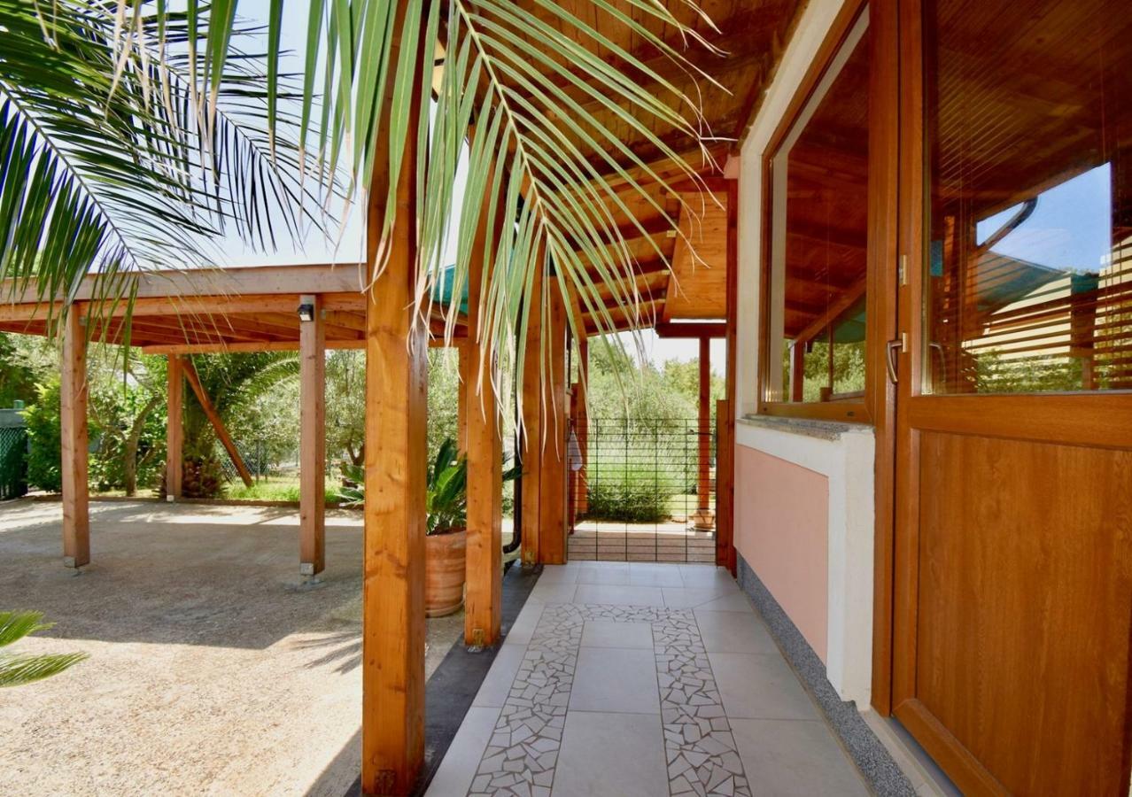 Relaxing Holiday House With Terrace Sea View ميدولين المظهر الخارجي الصورة