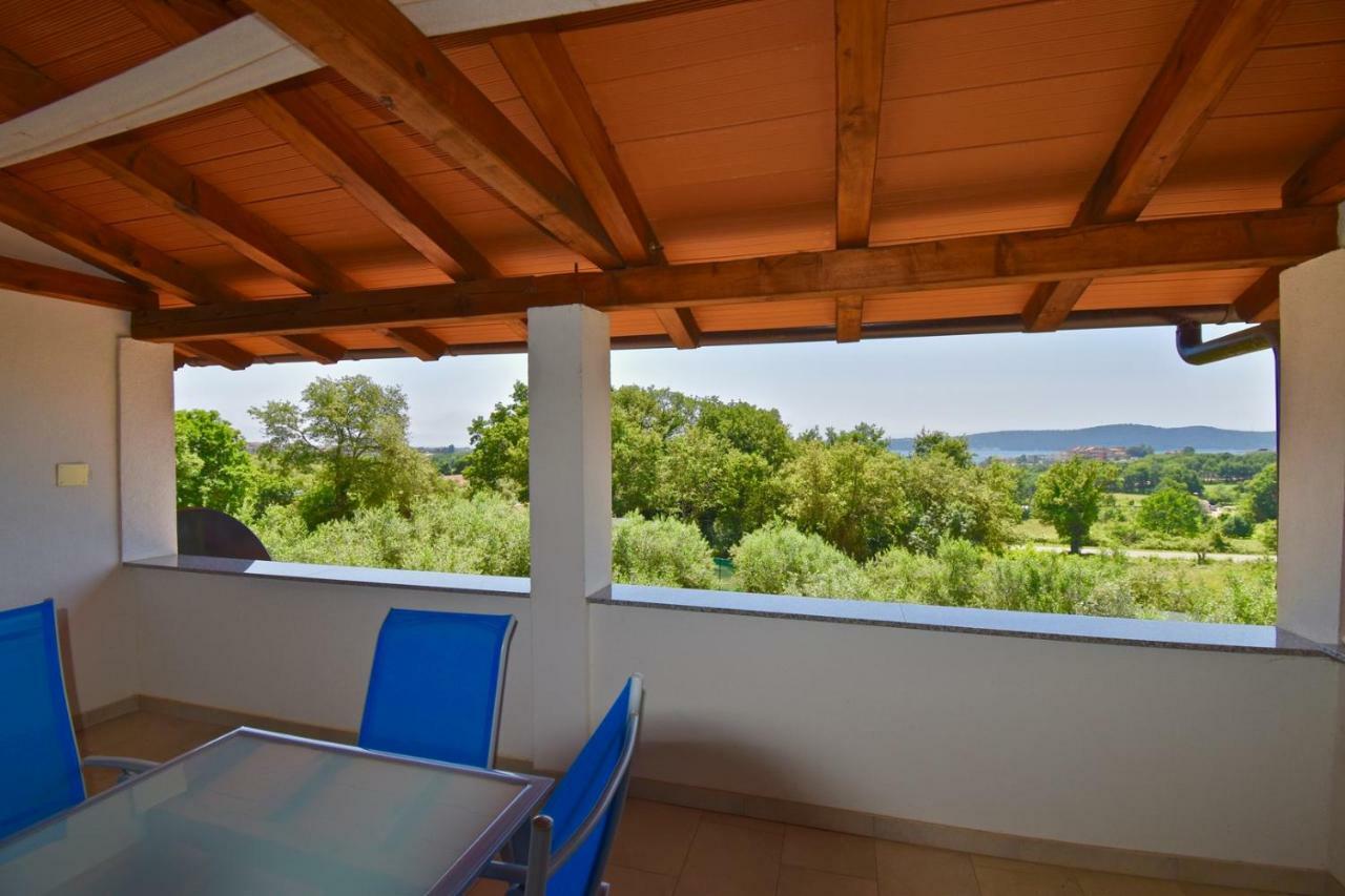 Relaxing Holiday House With Terrace Sea View ميدولين المظهر الخارجي الصورة
